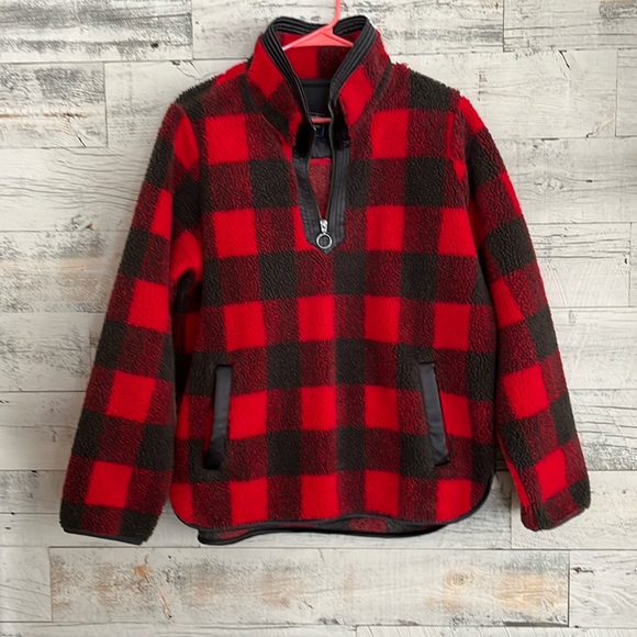 Abercrombie & Fitch Tops - Abercrombie and Fitch women’s quarter zip sweater. Size medium.